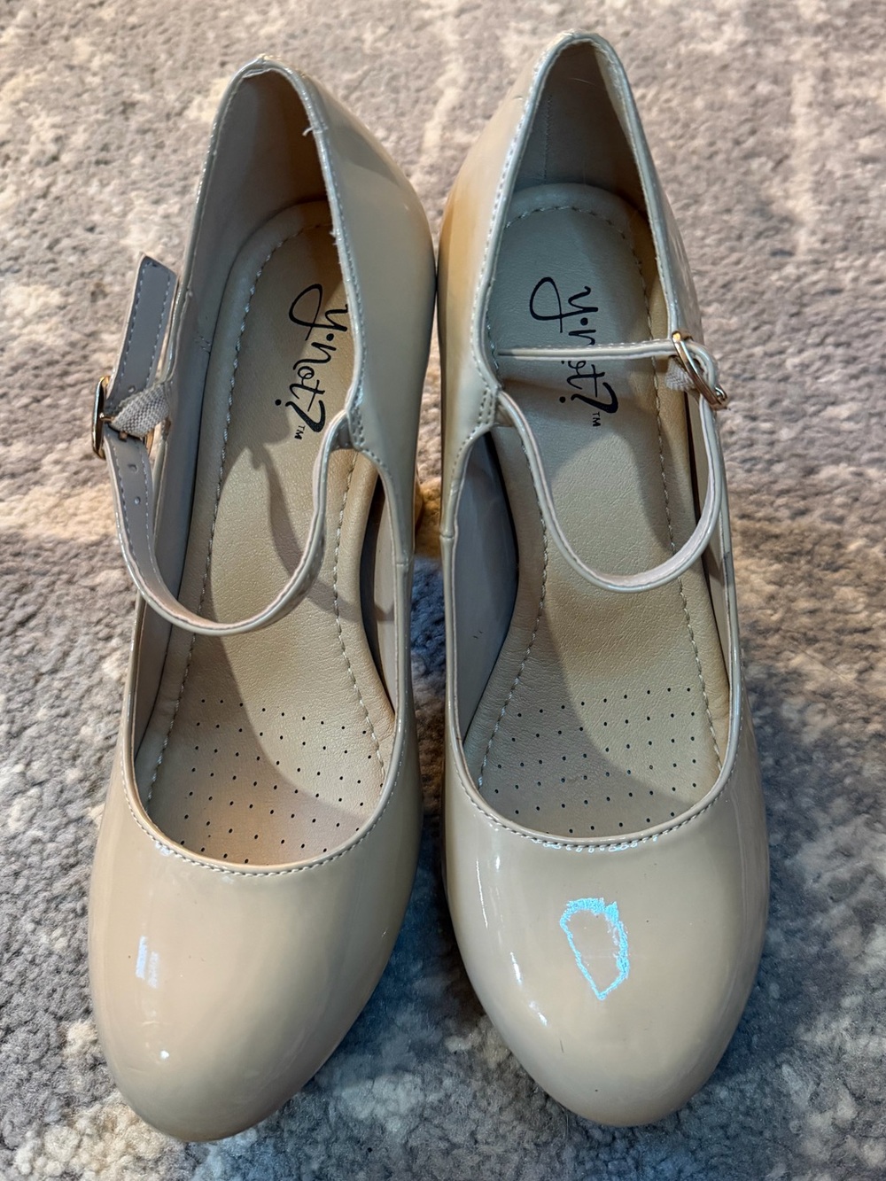 Y-Not Beige Patent Mary Jane Heels with Buckle